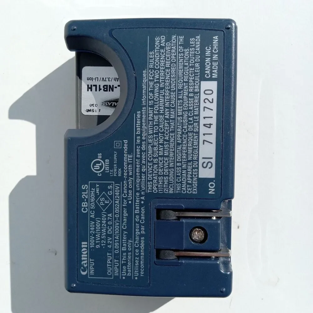 Genuine Canon CB-2LS Battery Charger + Battery - Free Shipping
